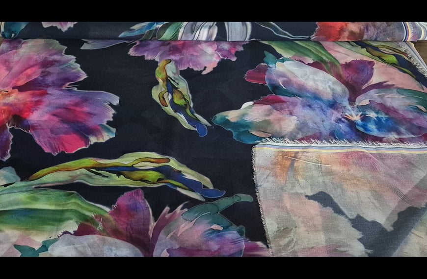 Muslin with Big Daisies Polyester Multi-Colored - 150cm