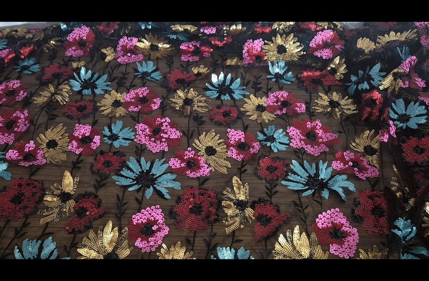 Tulle with Daisies & Sequin Polyester Multi-Colored - 150cm