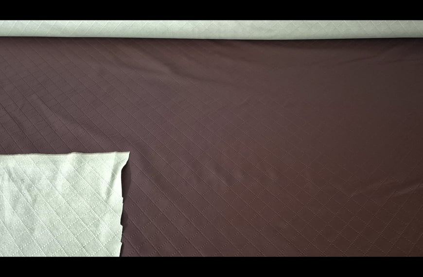 Vinyl Quilted Elastic Polyester Single-Colored - 150cm