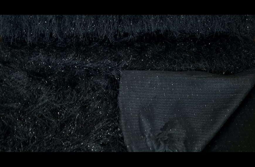 Fur with Metallic Fringes & Lurex Elastic Polyester Single-Colored - 150cm