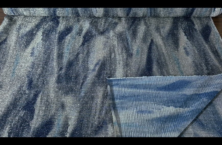 Jersey with Foil Watter Pattern Metallic Polyester Elastin Multi-Colored - 150cm