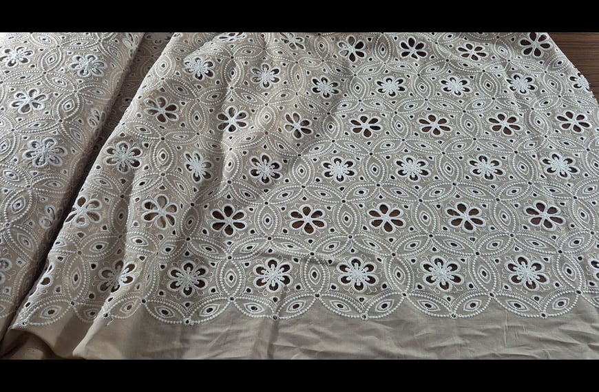 Voile with Knitted Circles Cotton Single-Colored - 150cm
