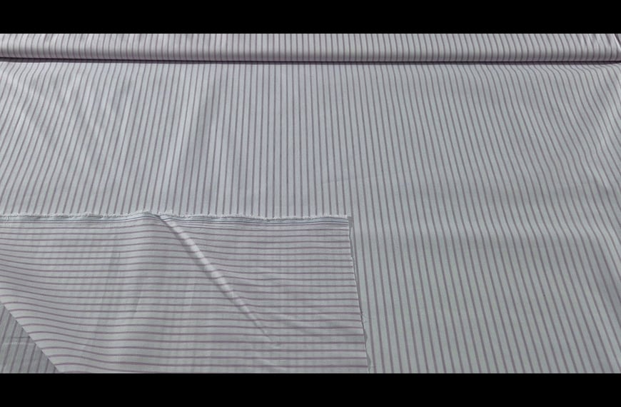 Poplin with Thin Pink Stripes Polyester Cotton Elast Multi-Colored - 150cm